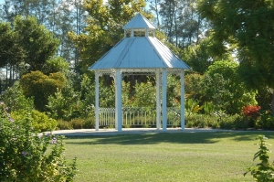 Lakes Park Gardens