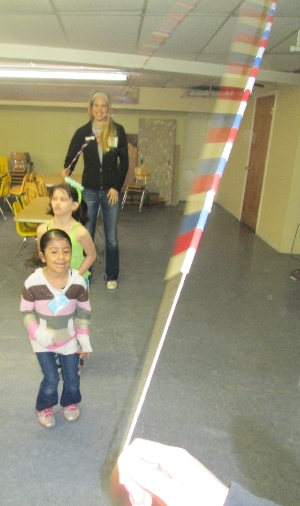Volunteers Spinning the Rope