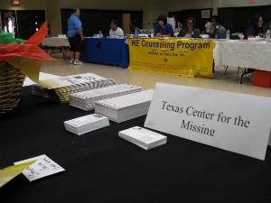 Volunteer Child iD and Safety information booth