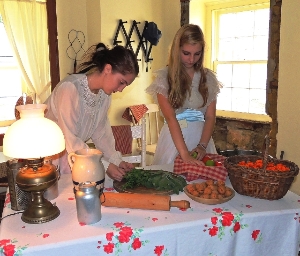 Docents in the Widow's House