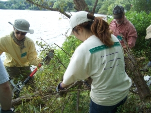 2012 Volunteers Improve Spy Pond Park in Arlington