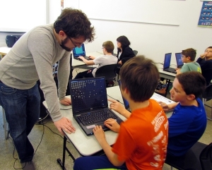 DLL students in coding class