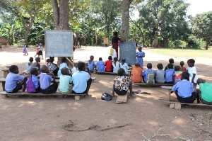 CLASSES UNDER THE TREE