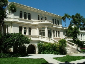 Fenyes Mansion at The Pasadena Museum of History
