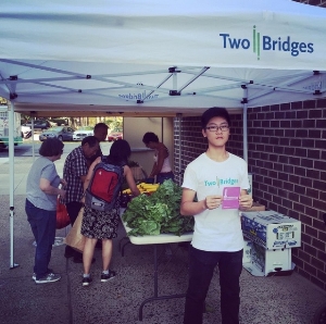 Two Bridges Fresh Food Box 2015